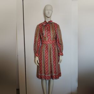 Vintage SECRETARY kitten bow pleated dress orange green Paisley sz 6 - 8